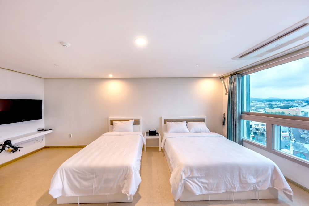 Virginia Hotel 20/50