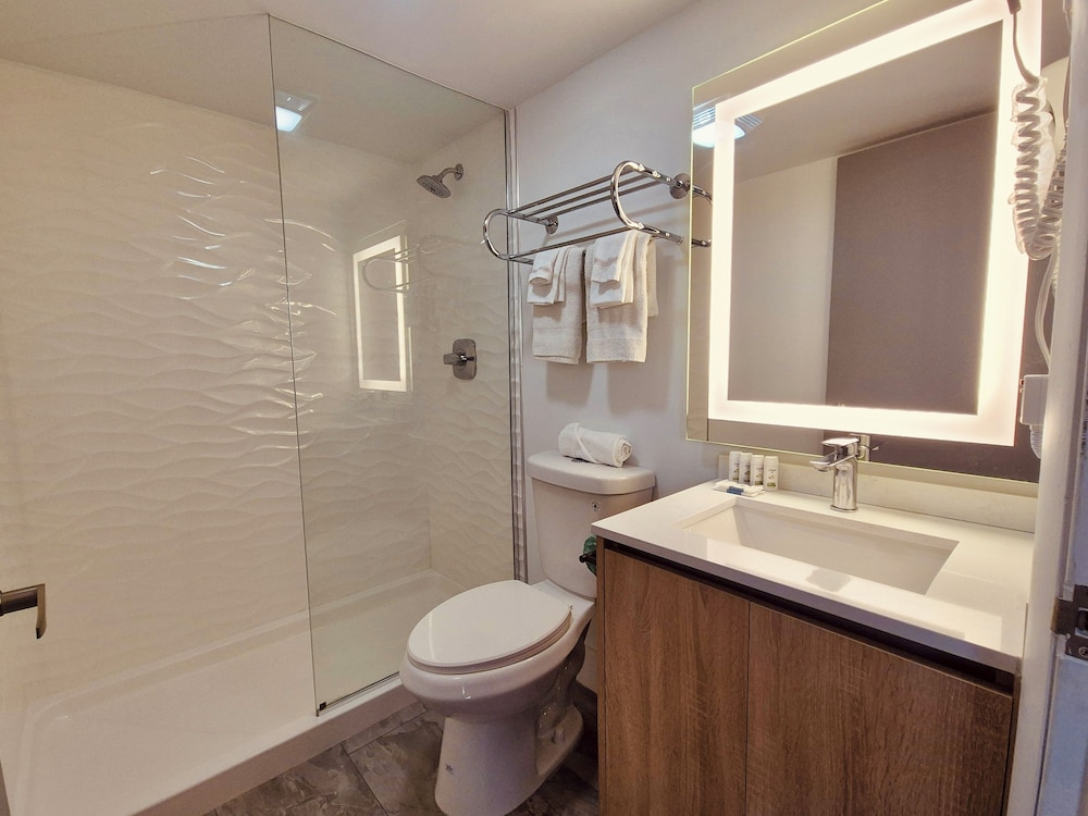 Nova Inn Resort 50/54