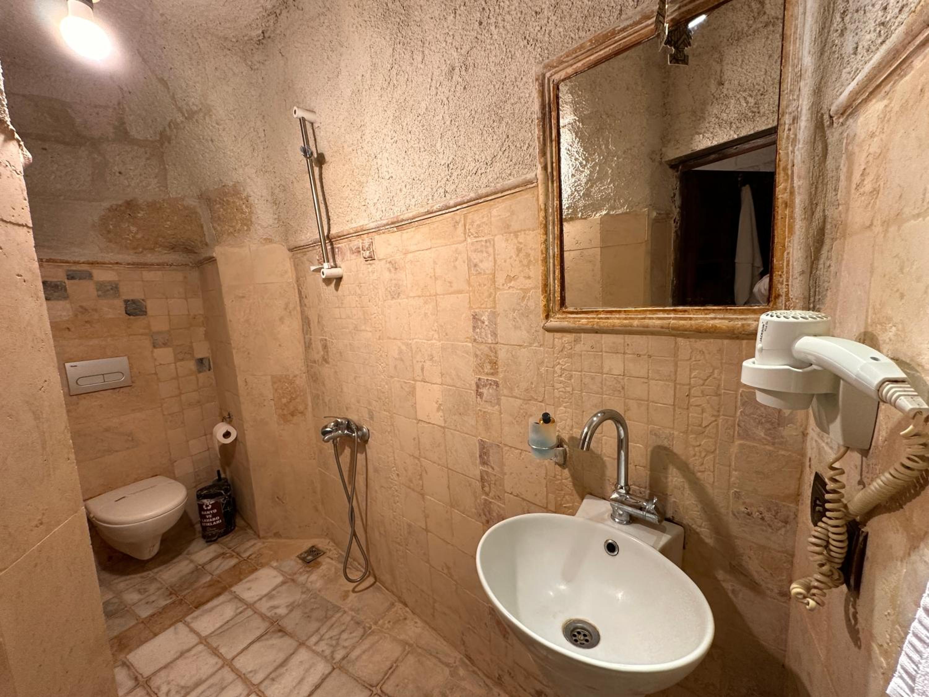 Stone, Standard, Single