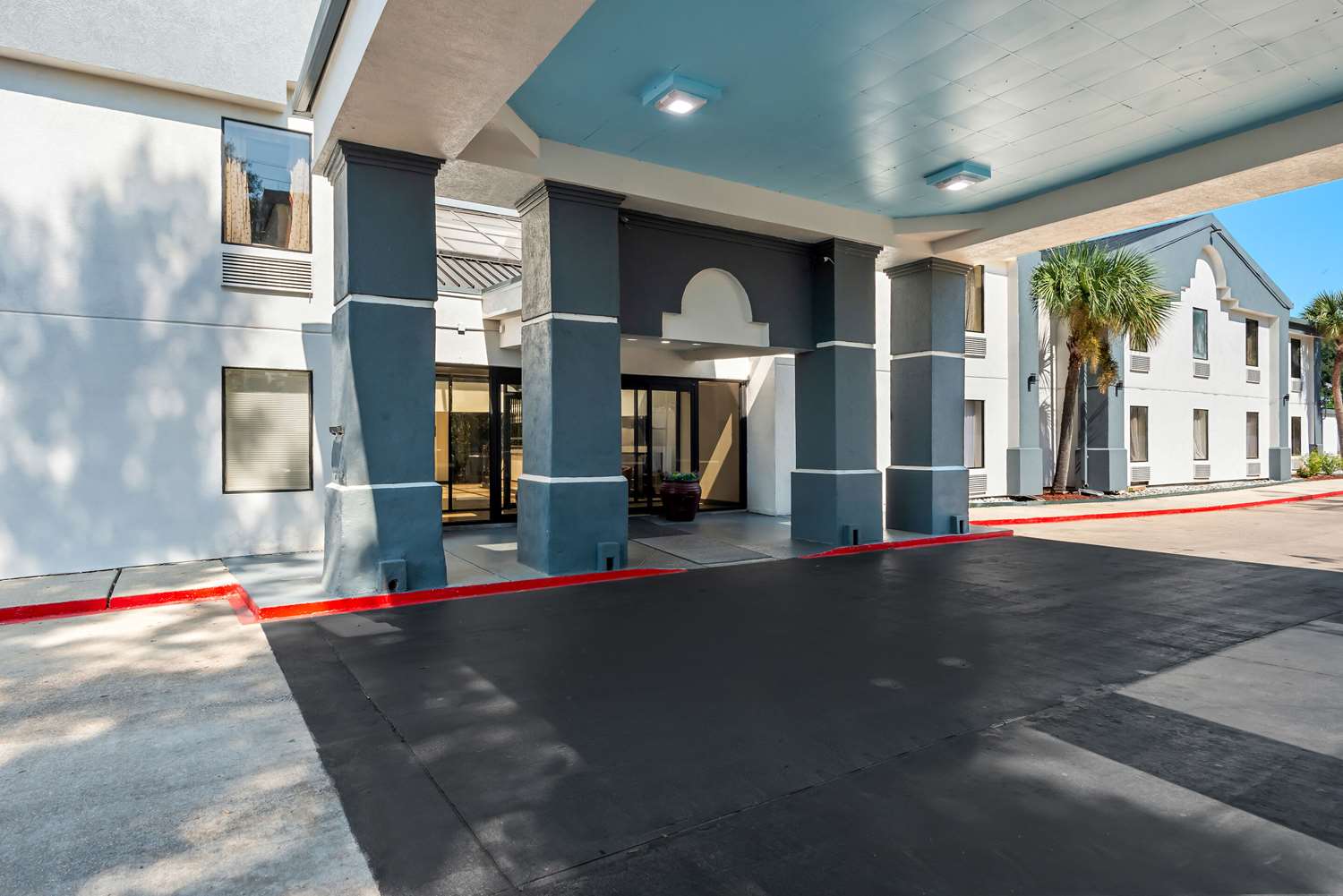 Quality Inn & Suites Lafayette 21/22