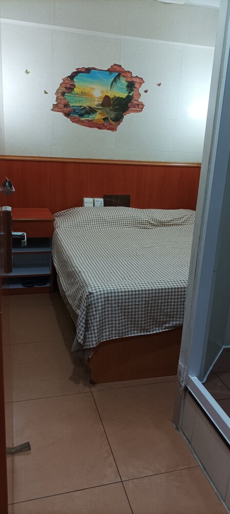 Well Yet Guest House 25/66