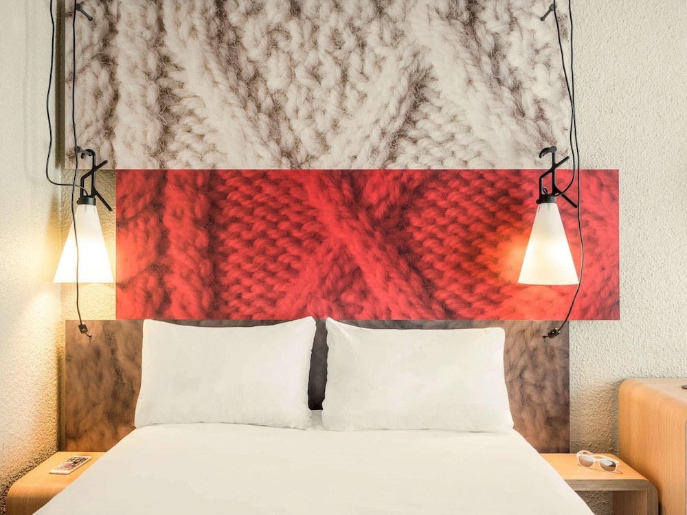 Ibis Bordeaux Centre Gare Saint Jean 38/66