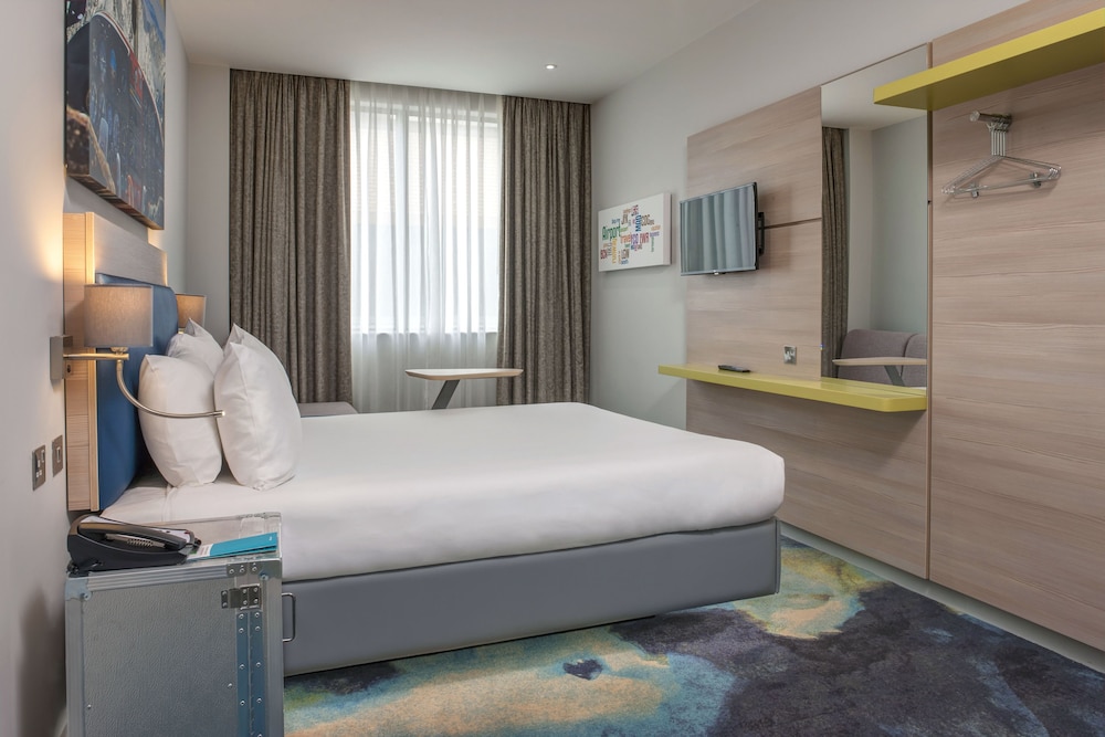 ibis Styles London Heathrow Airport 35/72