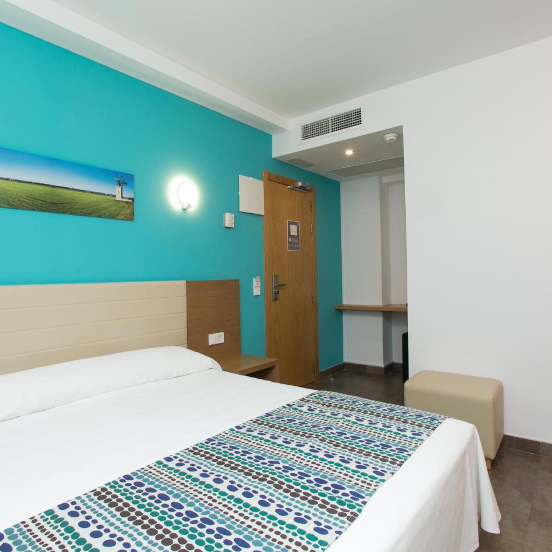غرفة اقتصادية بسرير مزدوج أو سريرين منفصلين، Don Pepe Hotel - Adults Only 2/9