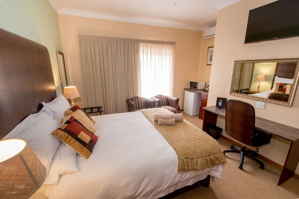 Sunset Manor Guest House 12/50