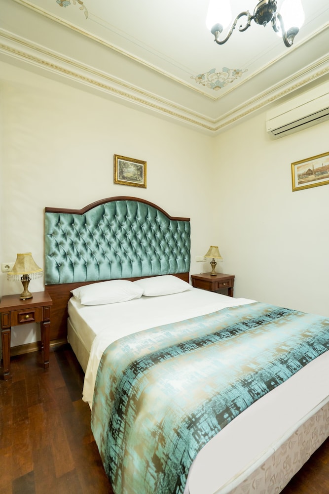 Atam Suites Apart 13/50