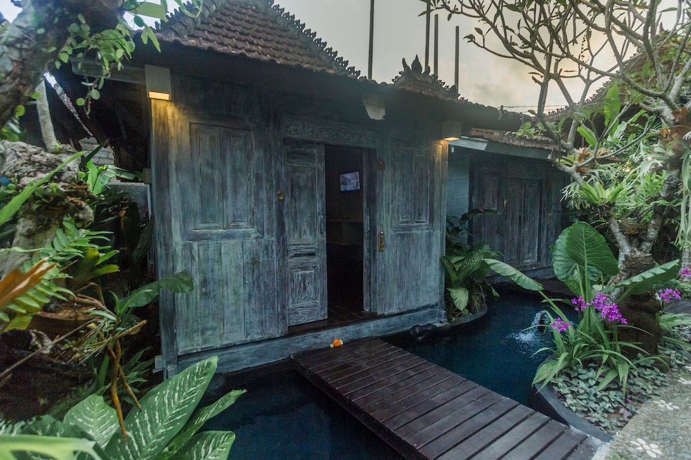 Green Taman Ubud 3/29