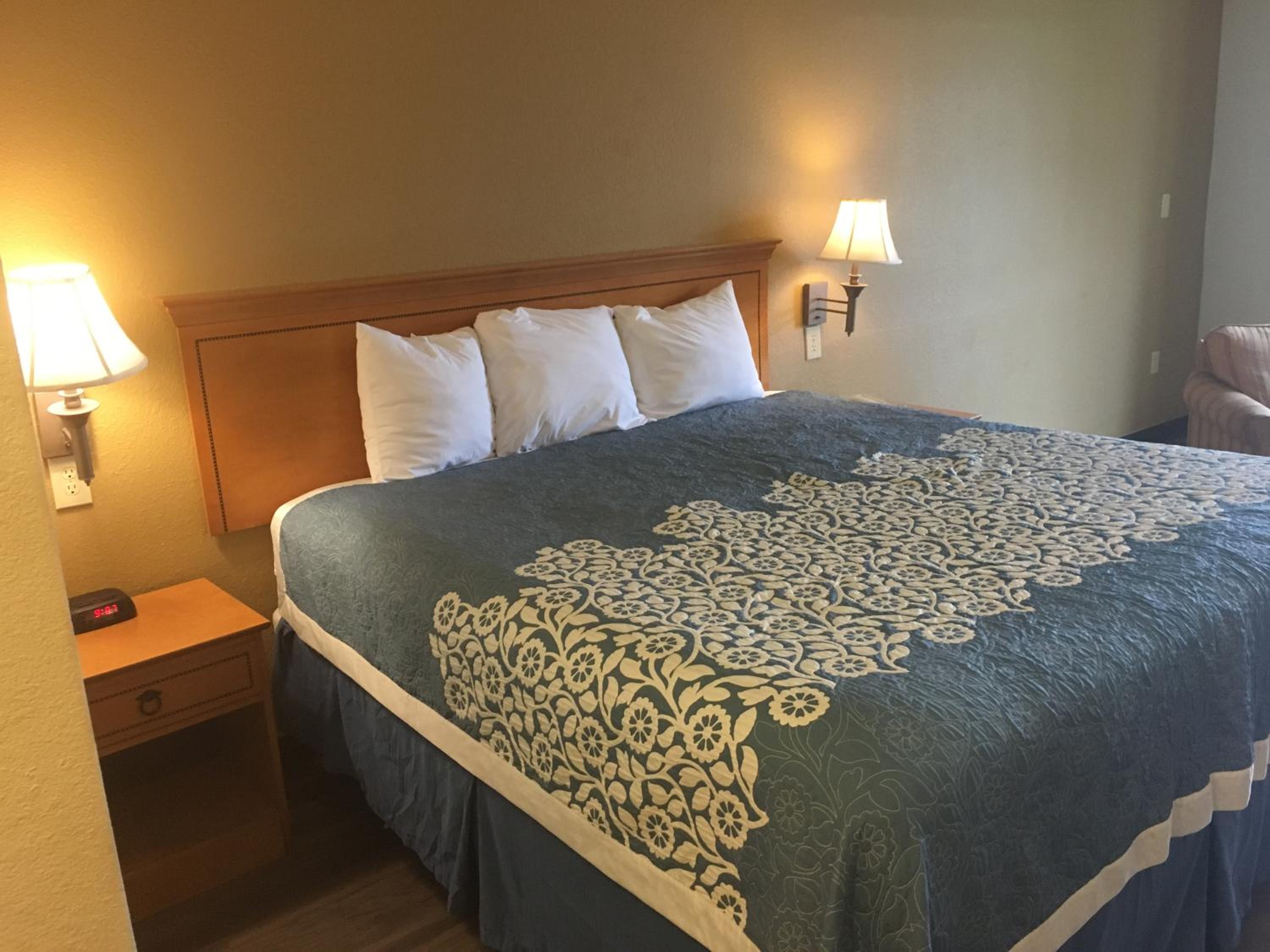 Days Inn by Wyndham Hattiesburg MS 19/49