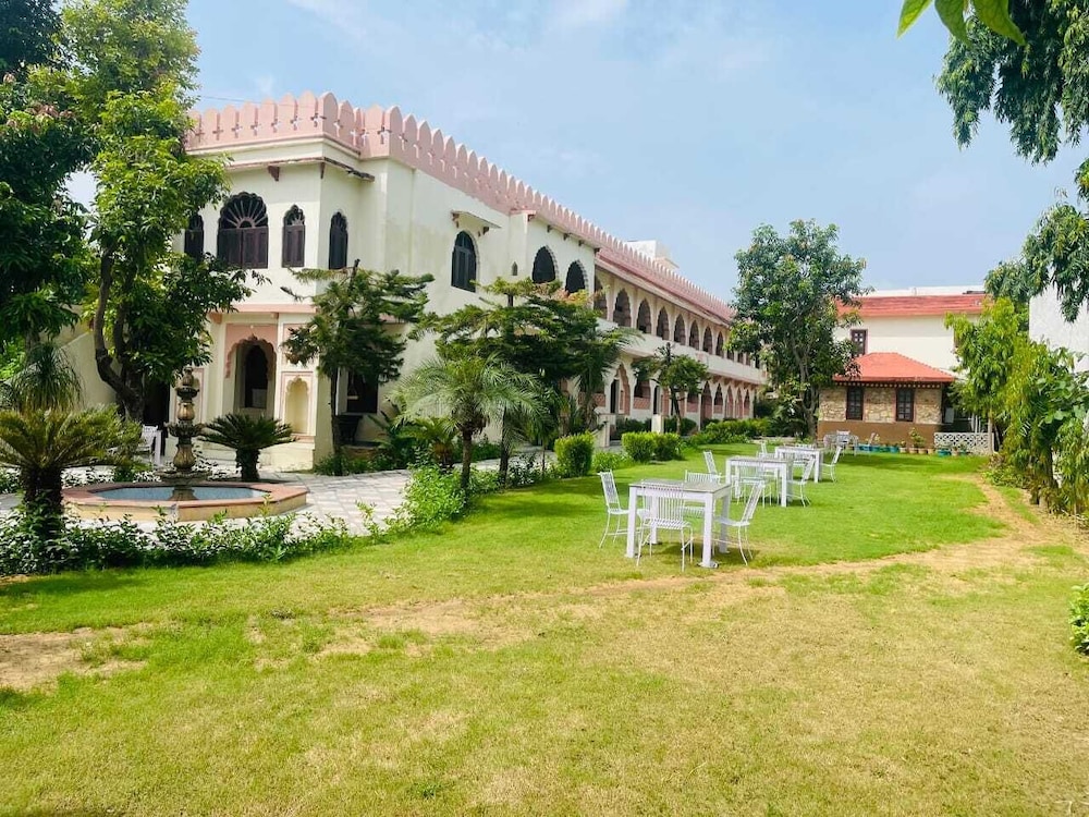 Sajjan Bagh 42/48