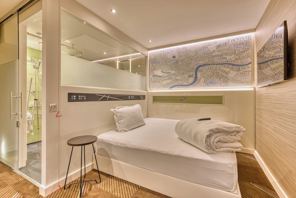 Standard, Double Bed, Accessible