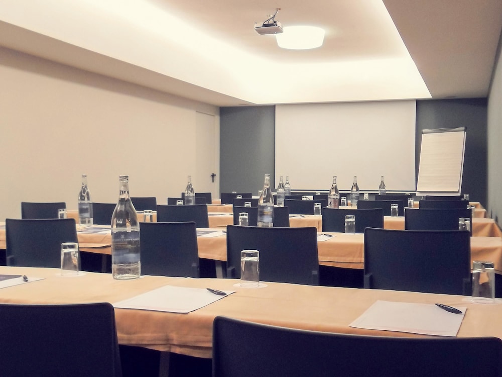 Mercure Lisboa Almada 34/50