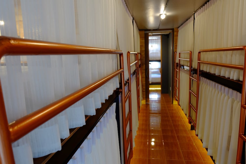 Sleep Owl Hostel 22/37