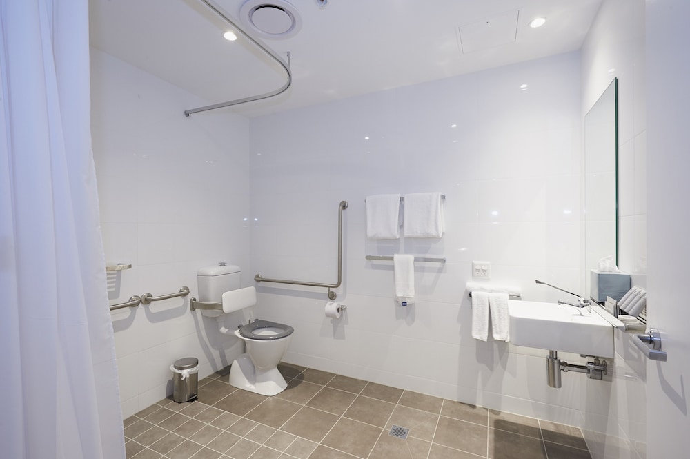 Silkari Suites Chatswood 65/65