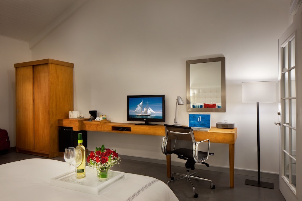 Azul Ocean Club Hotel 55/68