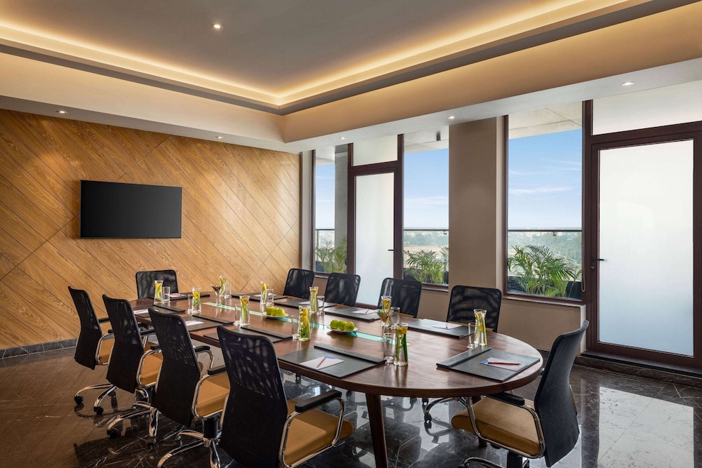 Ramada Encore by Wyndham Amritsar Airport 41/45