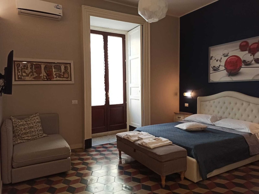 B&B Suite Cutelli 16/50
