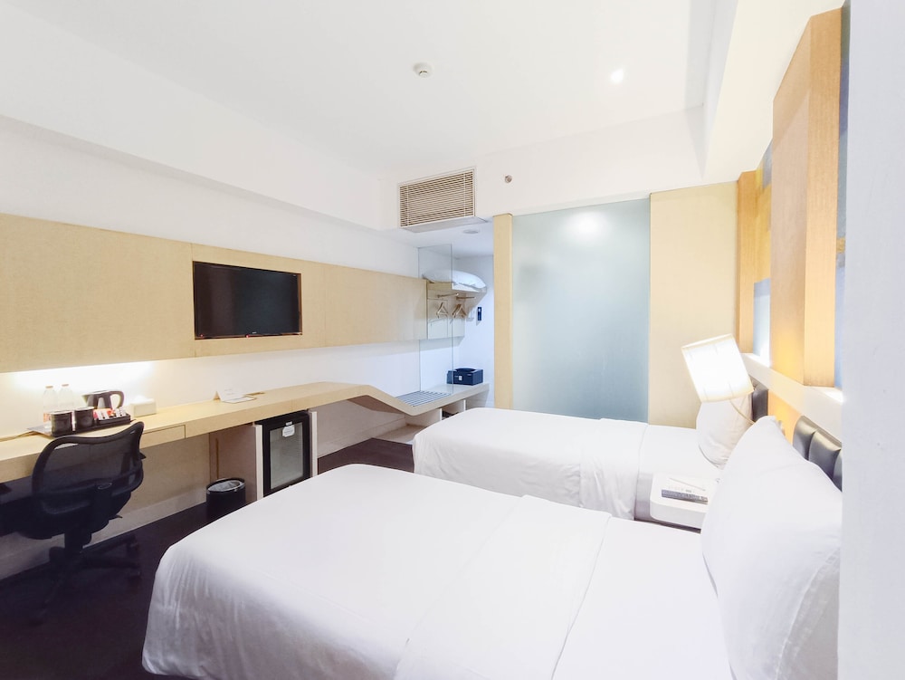 Brits Hotel Karawang 23/49