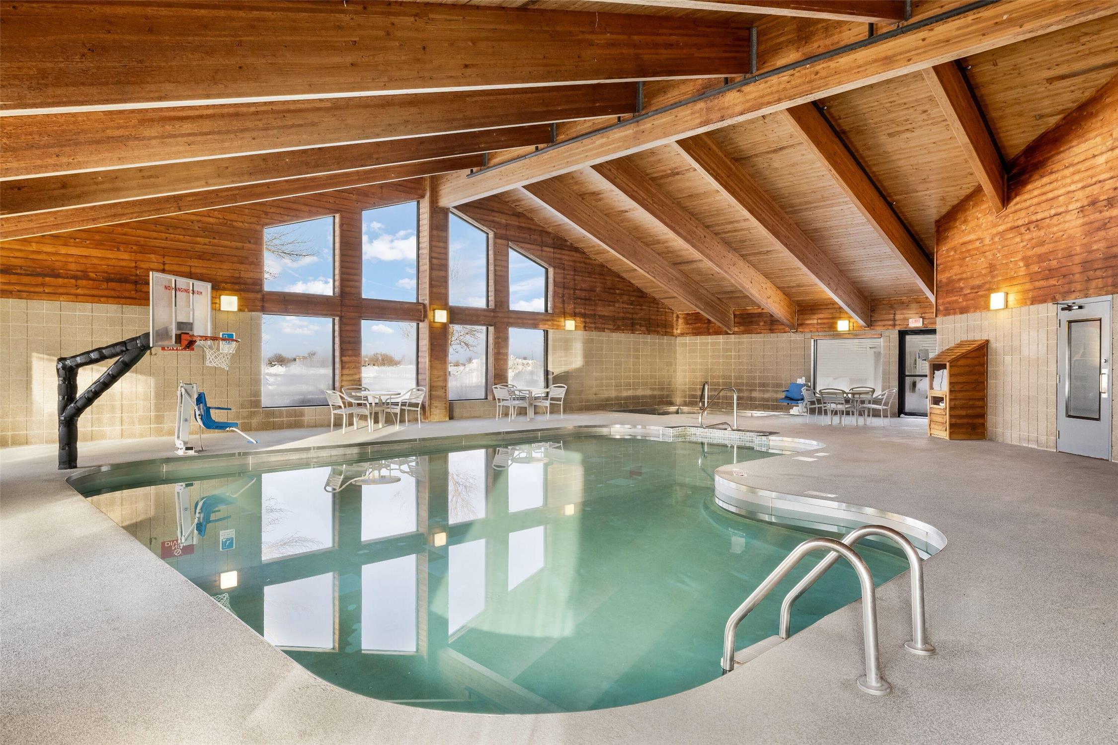 AmericInn by Wyndham Aberdeen Event Center 30/61