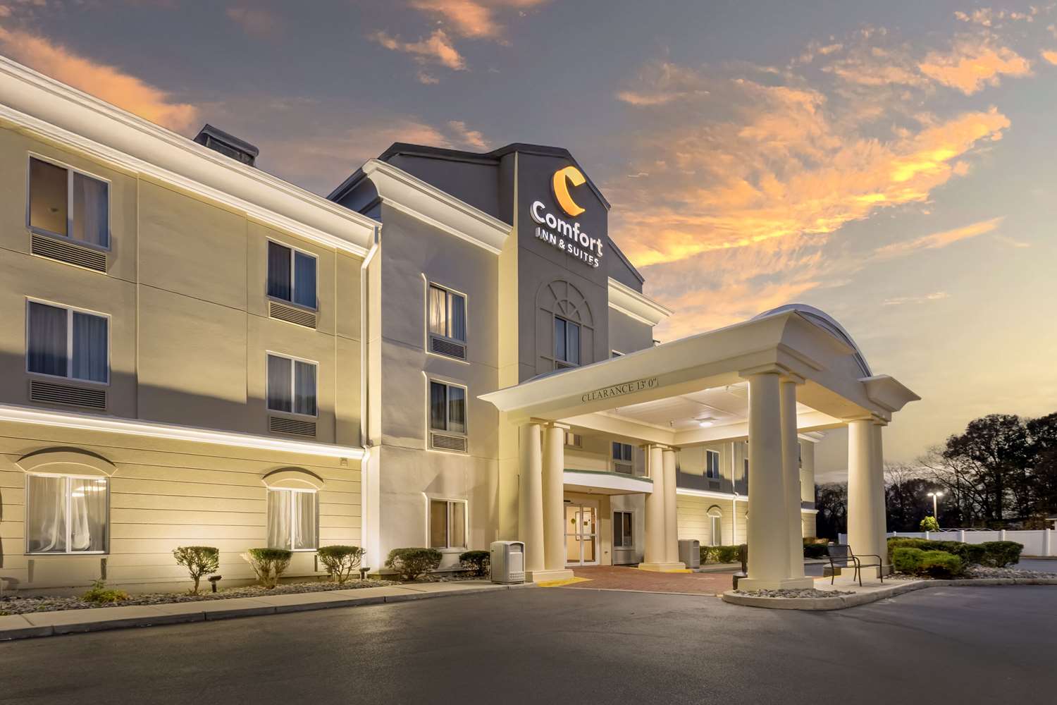 Comfort Inn & Suites Carneys Point - Pennsville 31/35