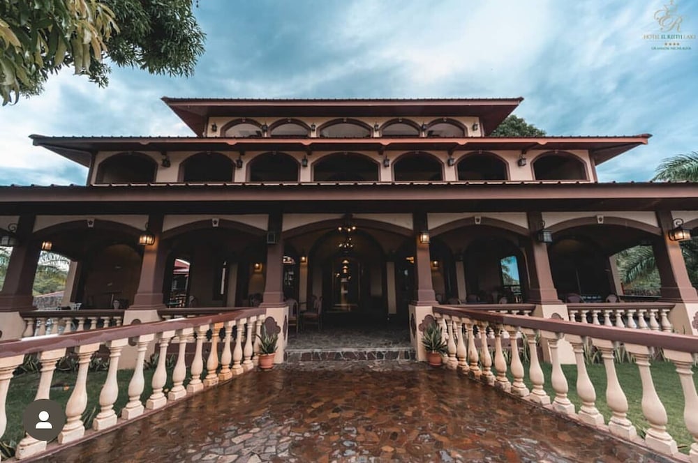 Hotel El Reith Lake Granada Nicaragua 1/50