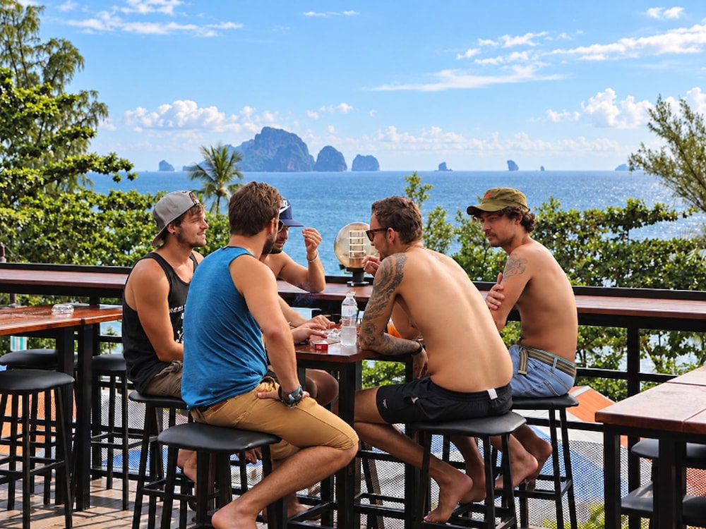 Balcony Party Hostel - Adult 18+ 16/22