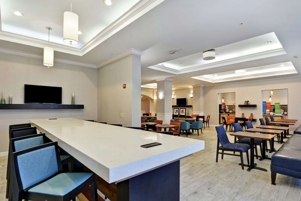 Hampton Inn Palm Beach Gardens 40/42