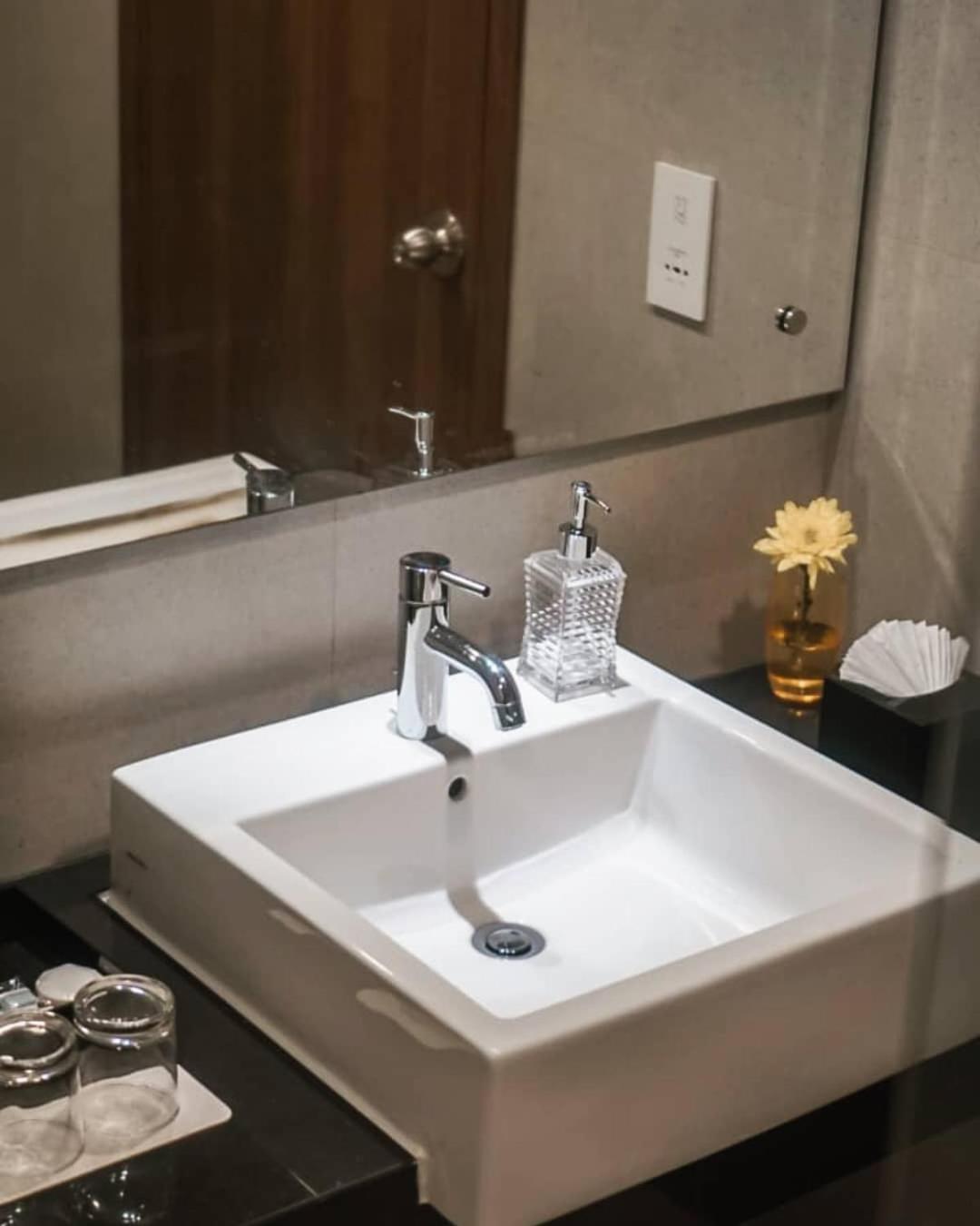 BeSS Mansion Hotel Surabaya 48/50