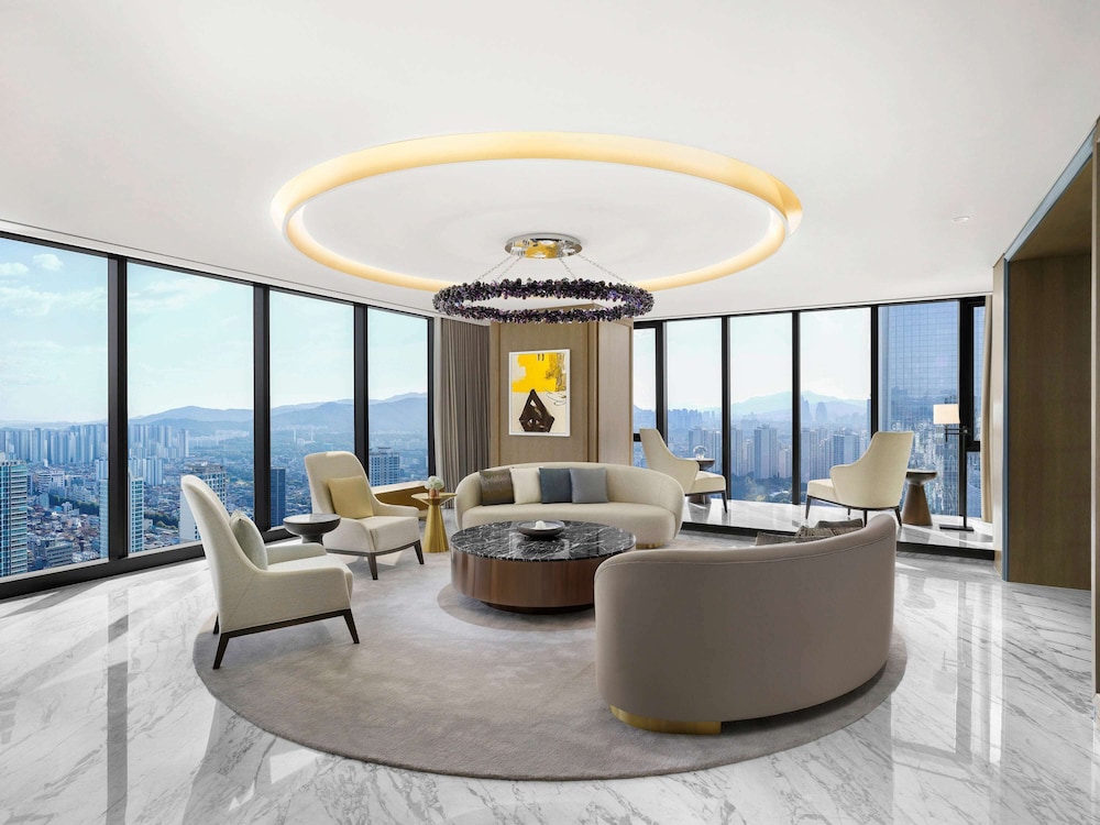 Sofitel Ambassador Seoul Hotel and Serviced Residences 40/71