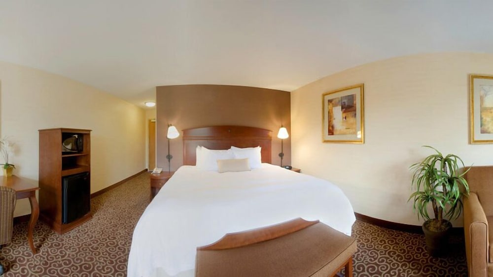 Hampton Inn Goshen 12/42