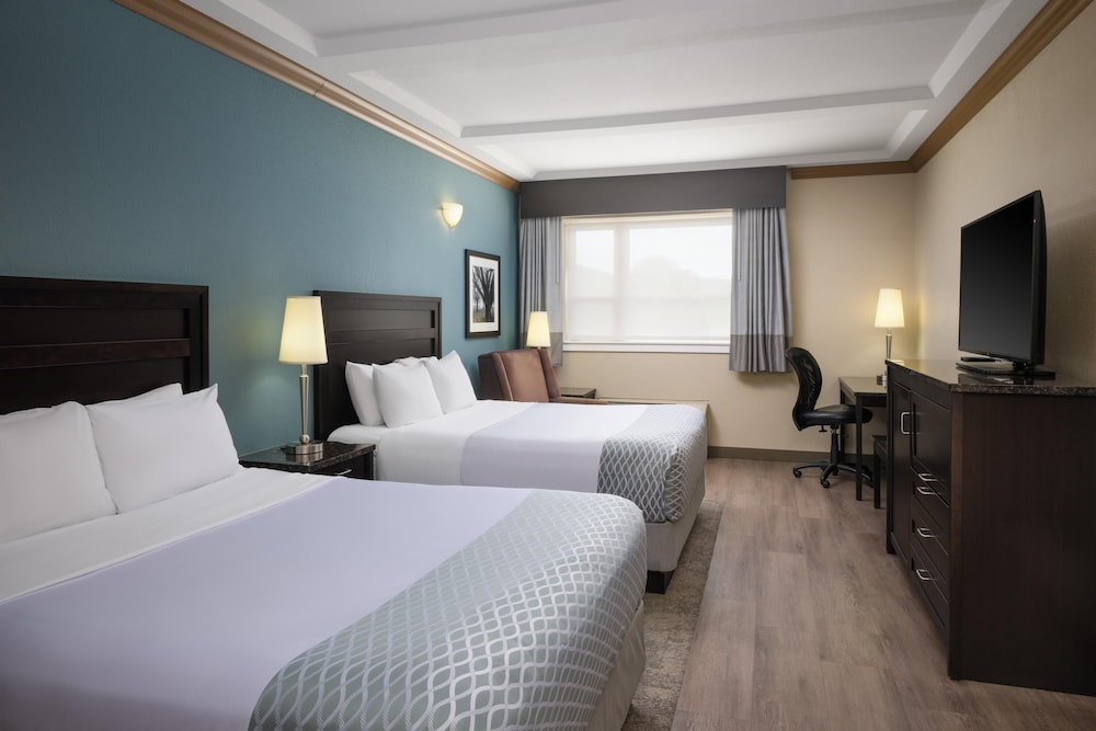Standard, 2 Queen Beds