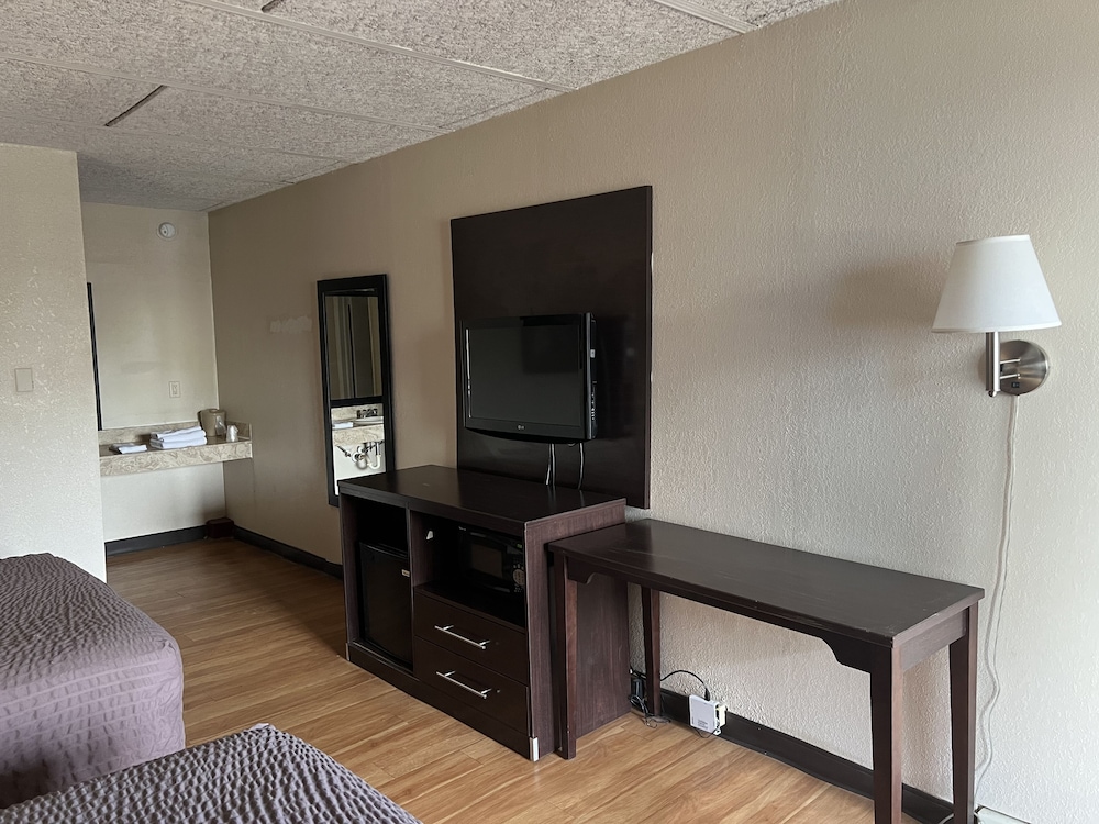 Knights Inn Ashland 14/22