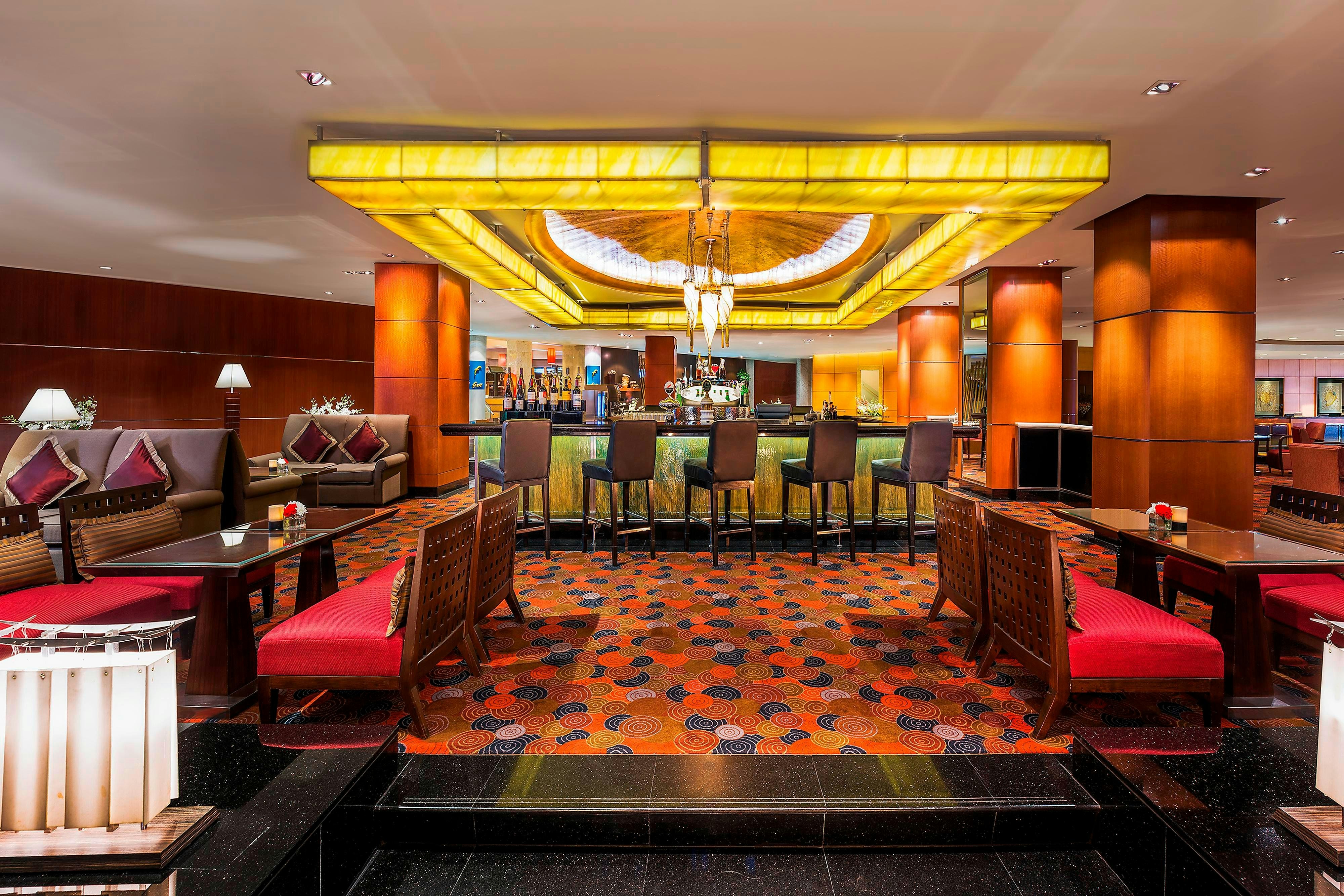 Royal Orchid Sheraton Riverside Hotel Bangkok 32/33