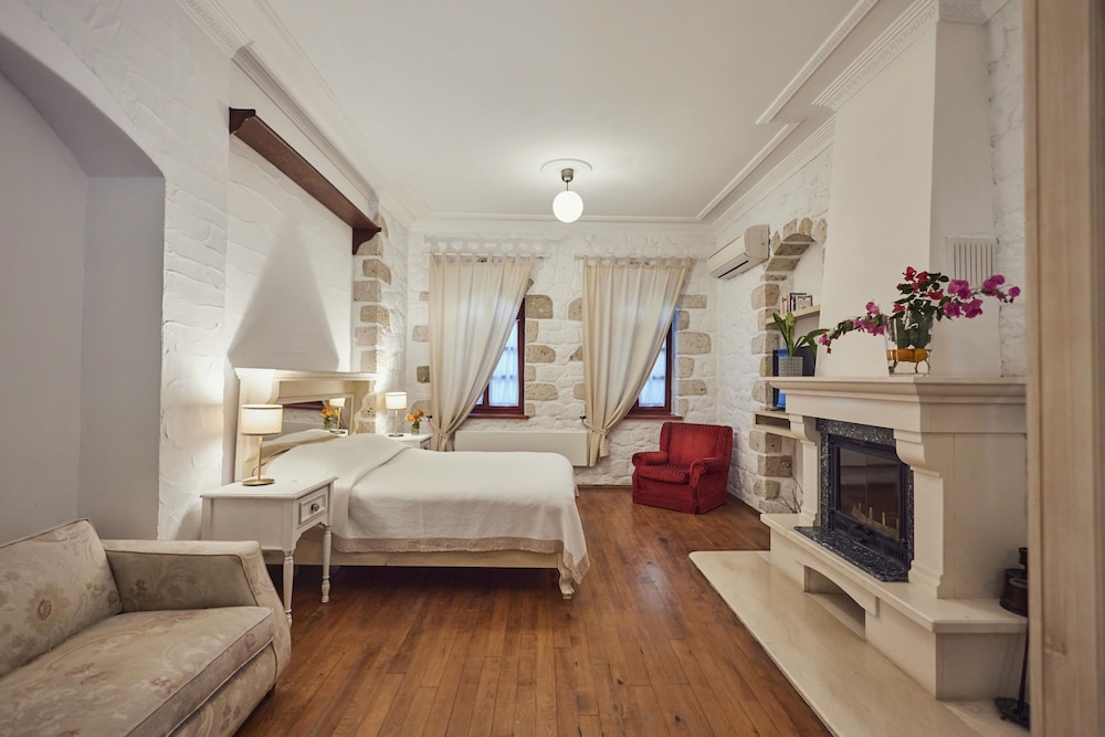 Alacati Zeytin Konak Hotel 20/50