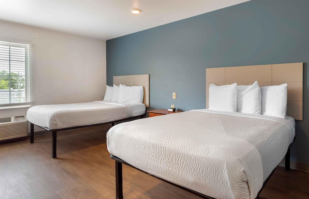STUDIO, 2 DOUBLE BEDS