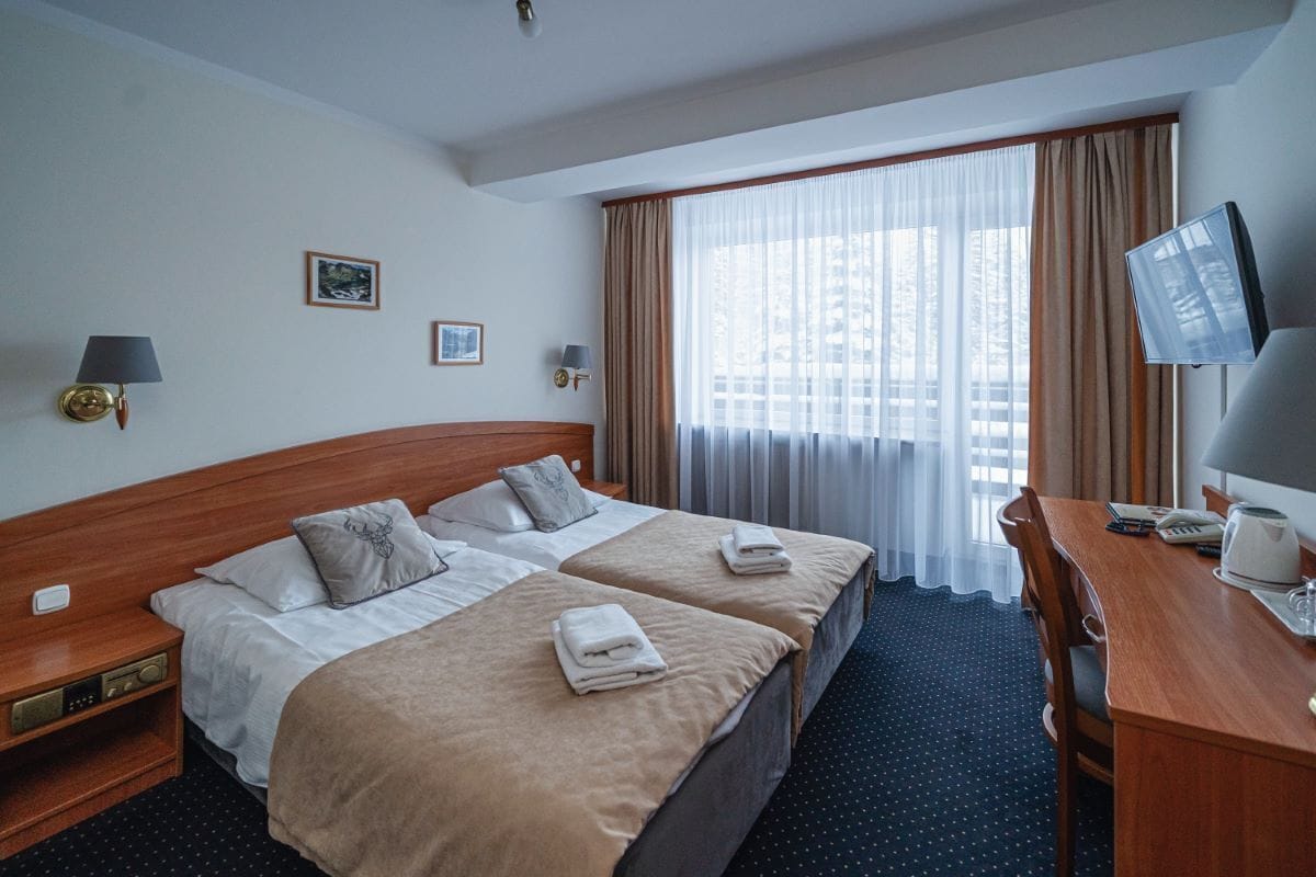 ROOM, TWIN BEDS, BALCONY