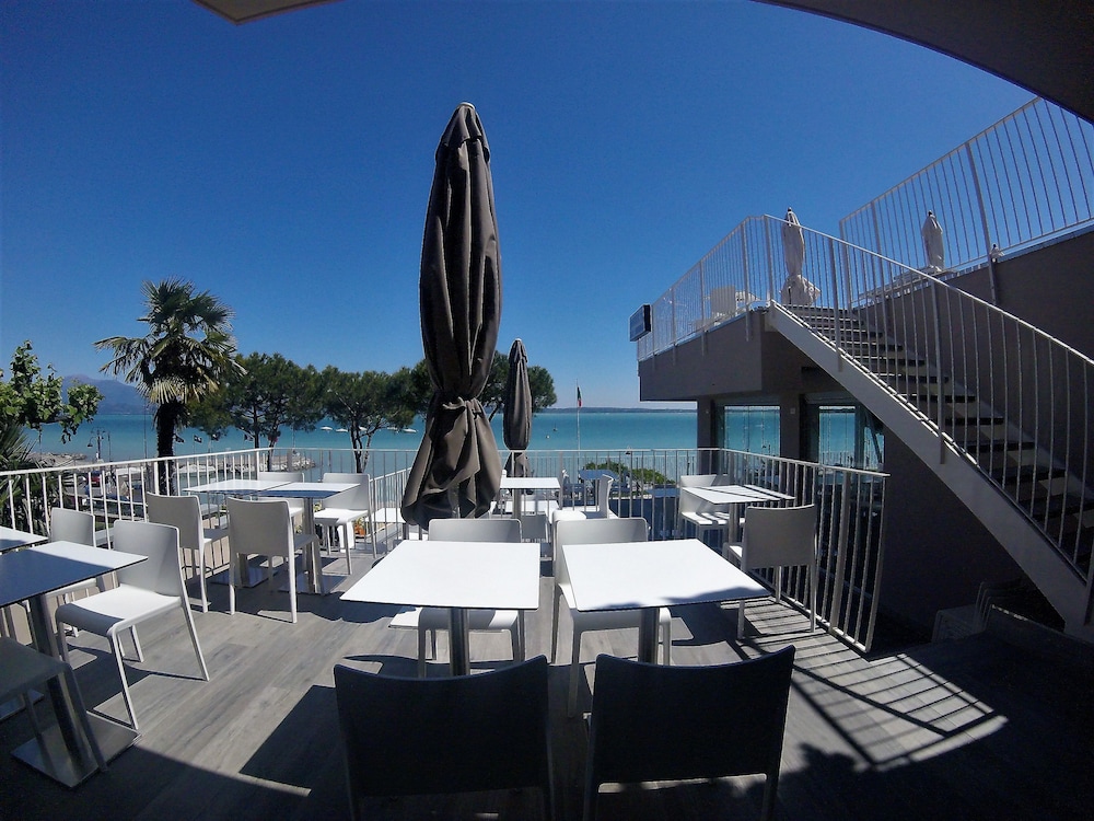 Hotel Ca' Serena 26/50