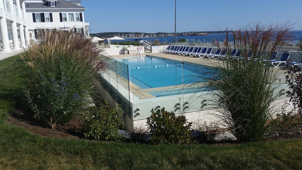Ocean House Hotel at Bass Rocks 23/33