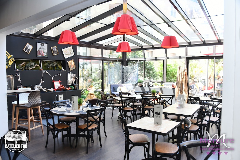 Mercure Pont D'avignon Centre 58/84