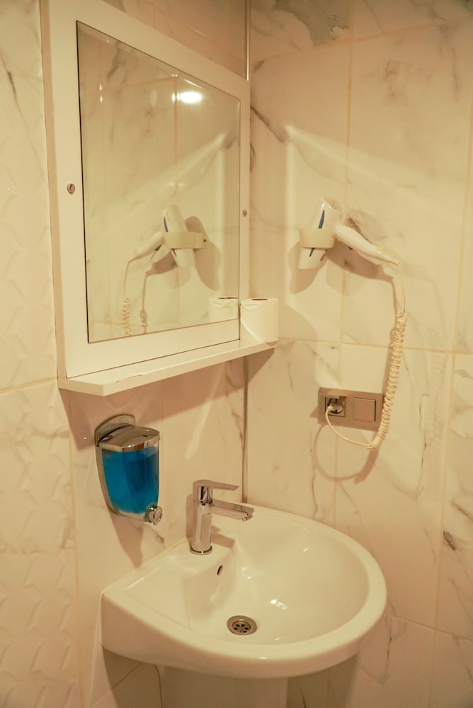 Otel Cinas 32/36