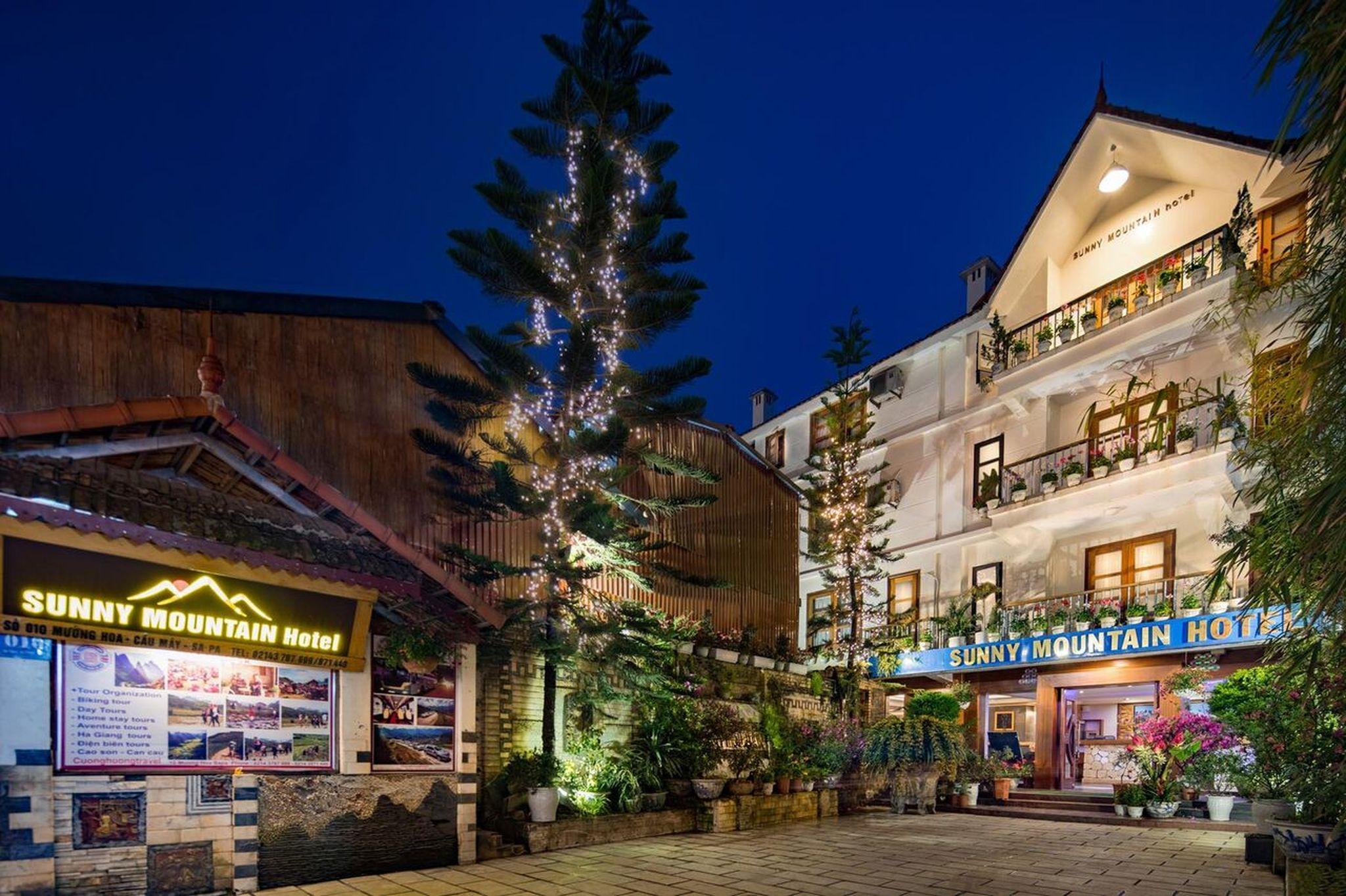 Hotel De Sapa 1/24