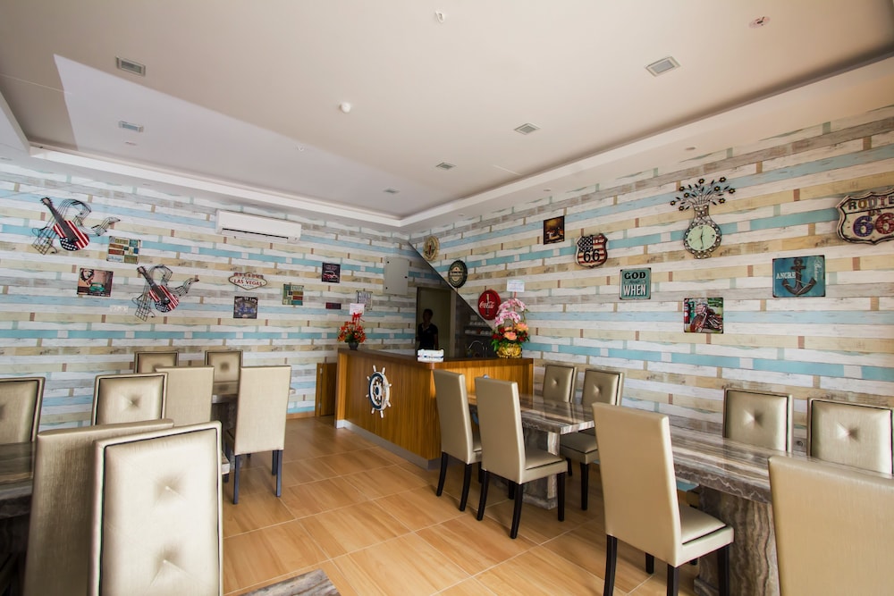 888 Boutique Hotel 50/60