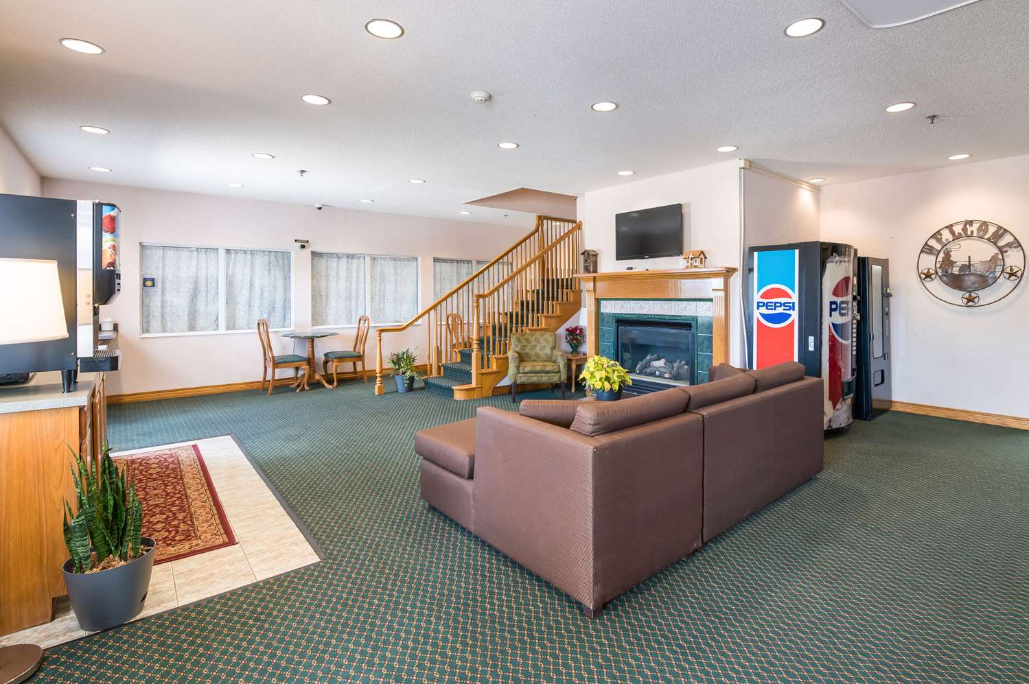 Rodeway Inn Urbana Champaign University Area 26/33
