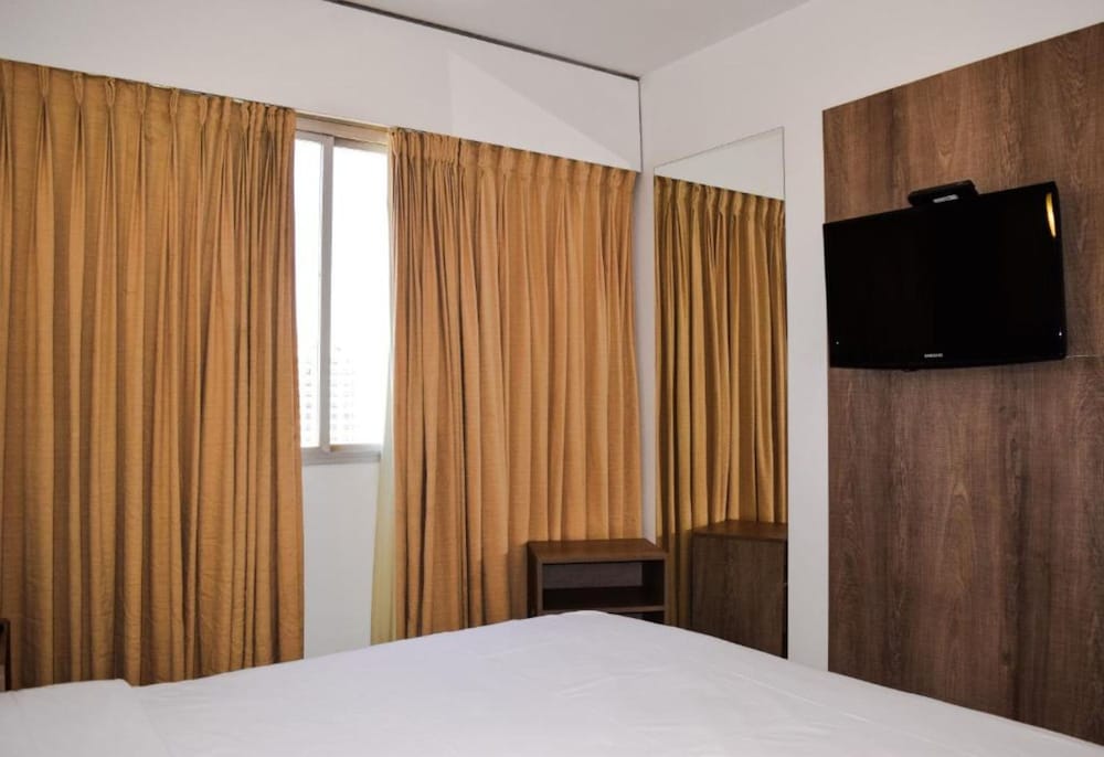 AMÉRICA BITTAR HOTEL 23/38