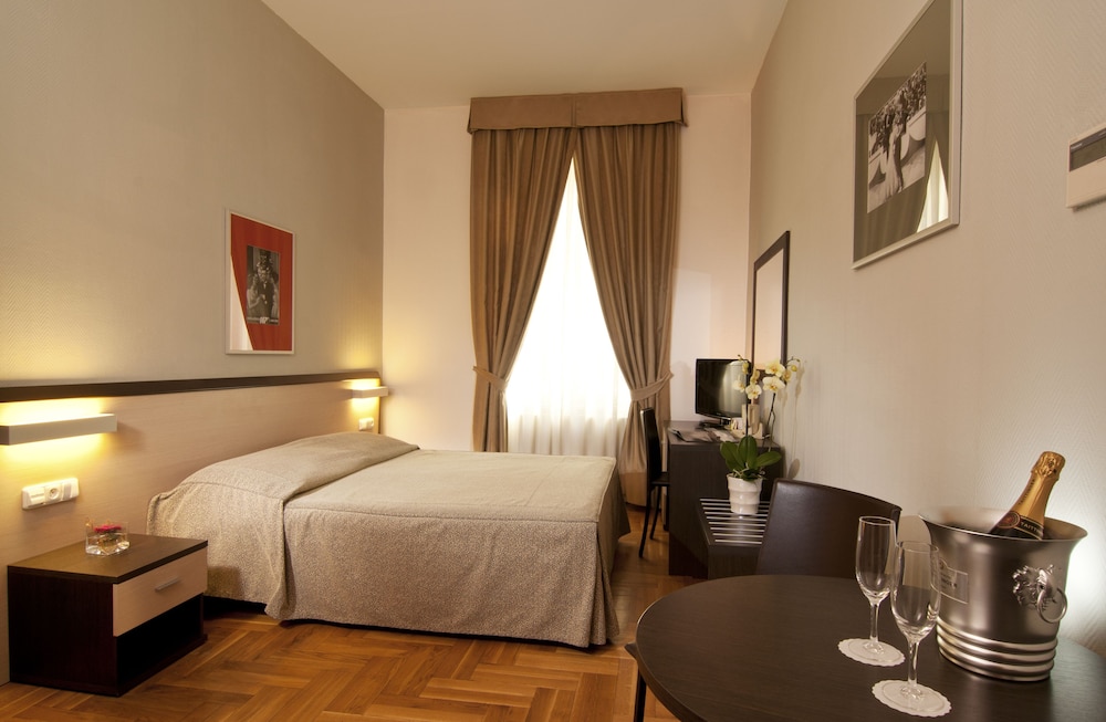 Hotel Praga 1 23/44