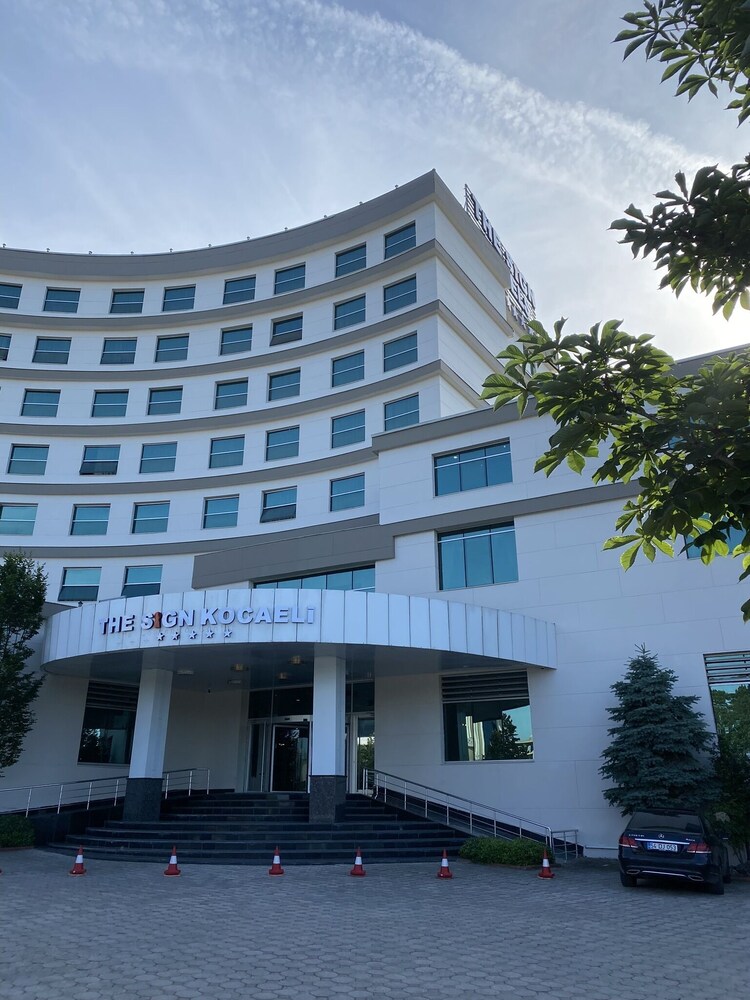 The Sign Kocaeli Thermal Spa Hotel & Convention Center 7/53