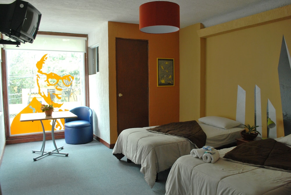 STANDARD, TRIPLE, 3 BEDS