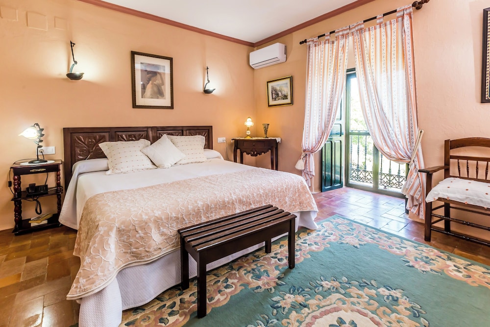 Hacienda El Santiscal - Adults Only 10/44