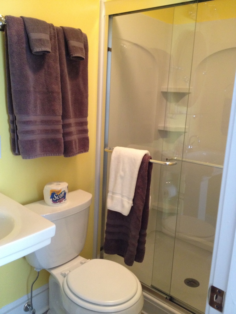 Red Lion Bed & Breakfast 6/36