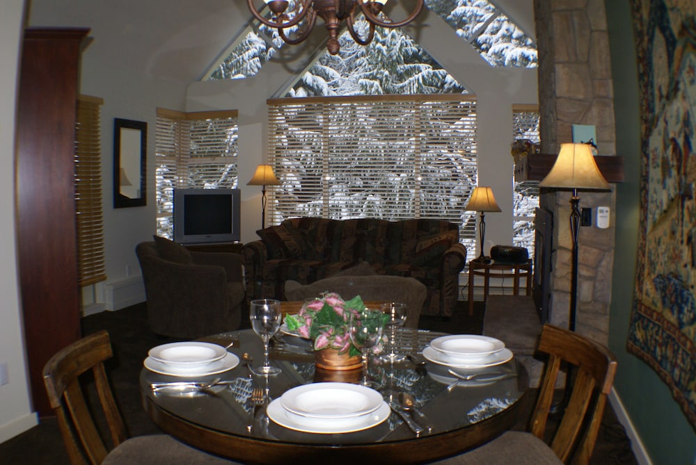 Whistler Superior Properties 22/31