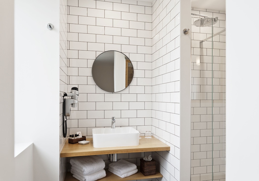Hotel Les Costans the Originals Relais 49/50